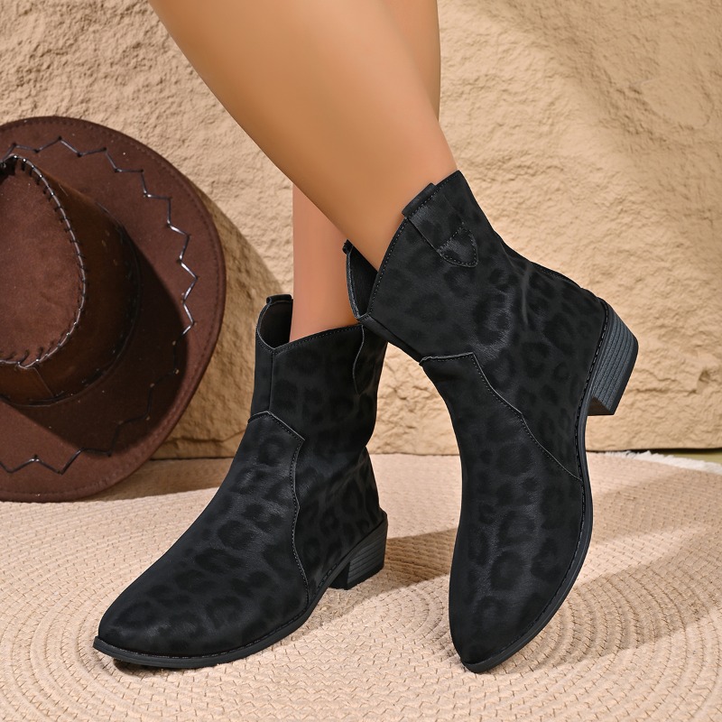 Vintage Style Women Fashion - Winter vintage fashion leopard print short