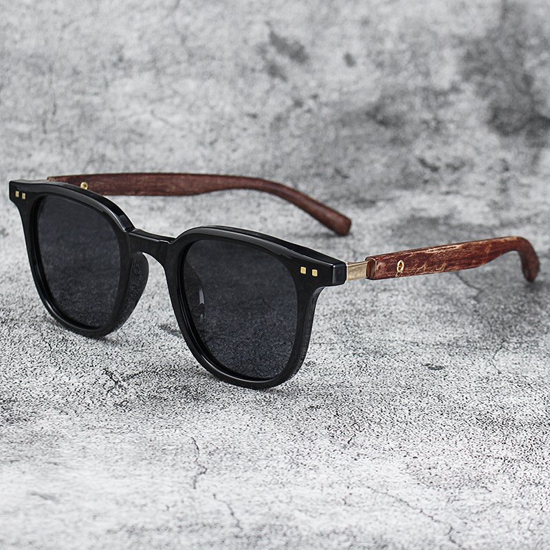 Vintage Fashion Streetwear - Trendy Men Vintage Wooden Frame Sunglasses