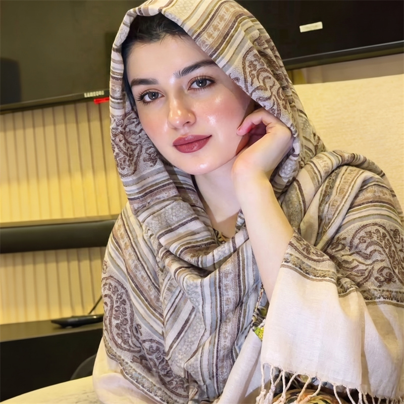 Vintage Paisley Print Hijab Fa - огляд і ціна Vintage Fashion Ladies