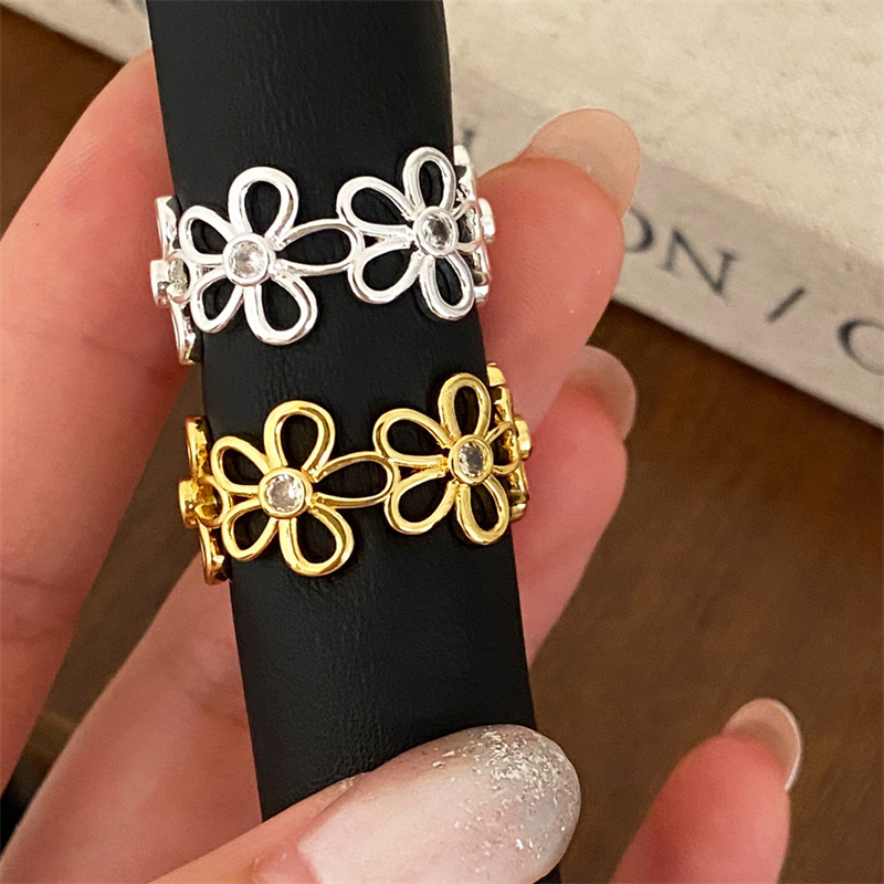 Trend Zircon Crystal Hollow Fl - огляд і ціна Vintage Fashion Trends 2025