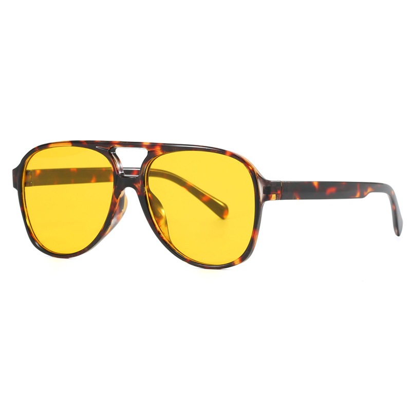 New Vintage Classic Designer D - огляд і ціна Vintage Fashion Designer